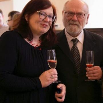 jana-jochova-pri-udelovani-ceny-omnia-vincit-amor-2023